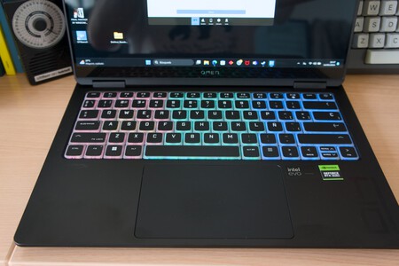 Hp Omen Trancend 14 Review Xataka Touchpad
